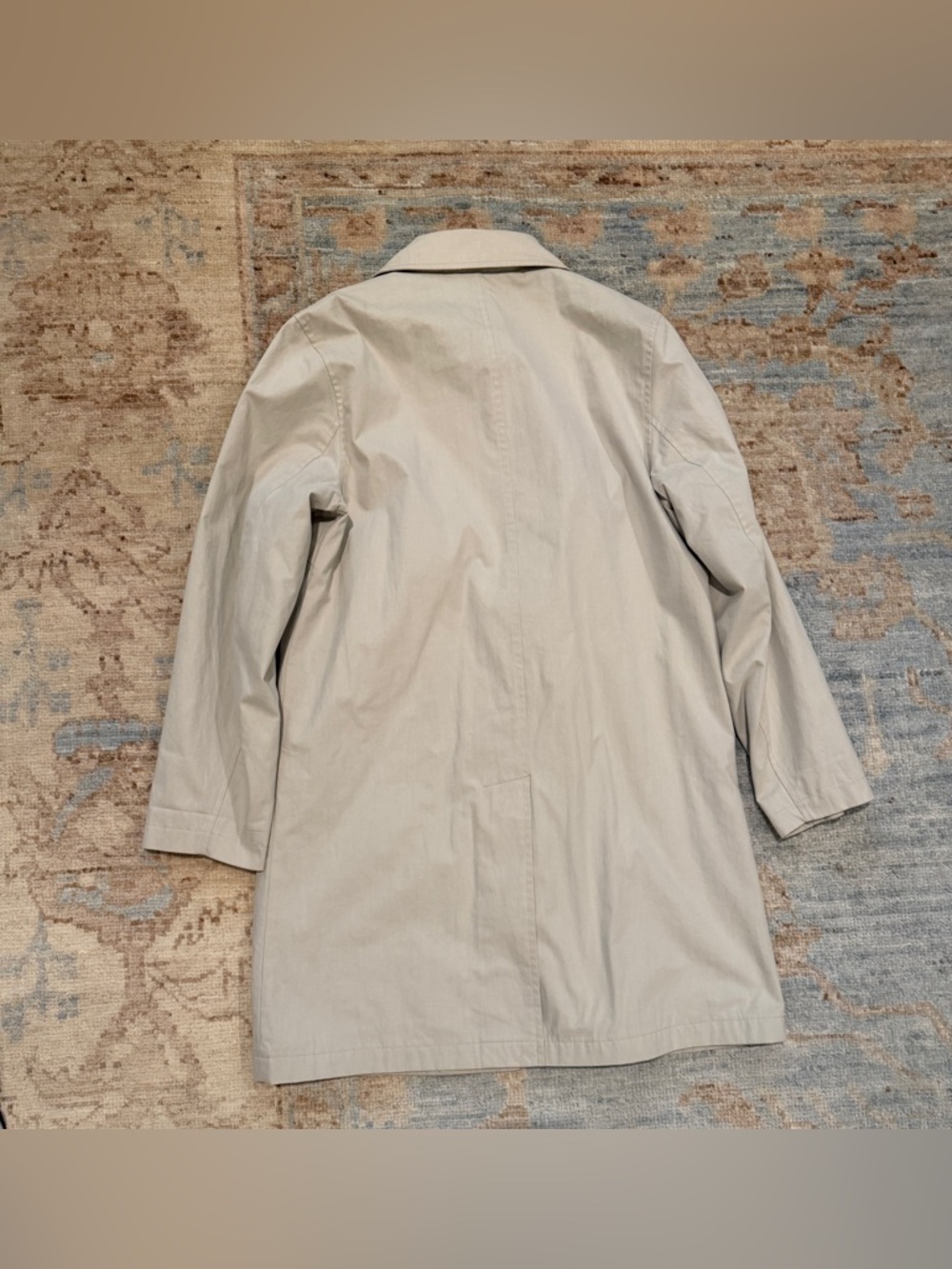 GAP Trench Coat - Picture 2 of 4